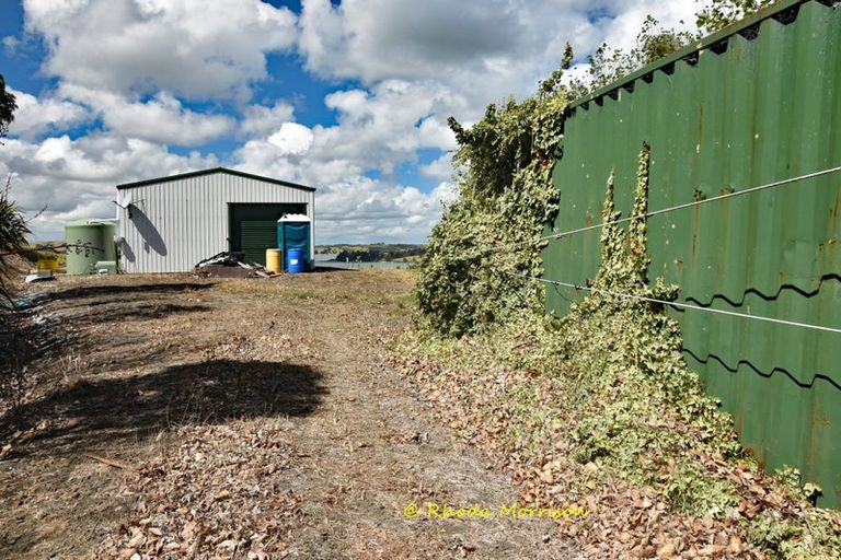 Photo of property in 196 Metcalfe Road, Matakohe, 0593