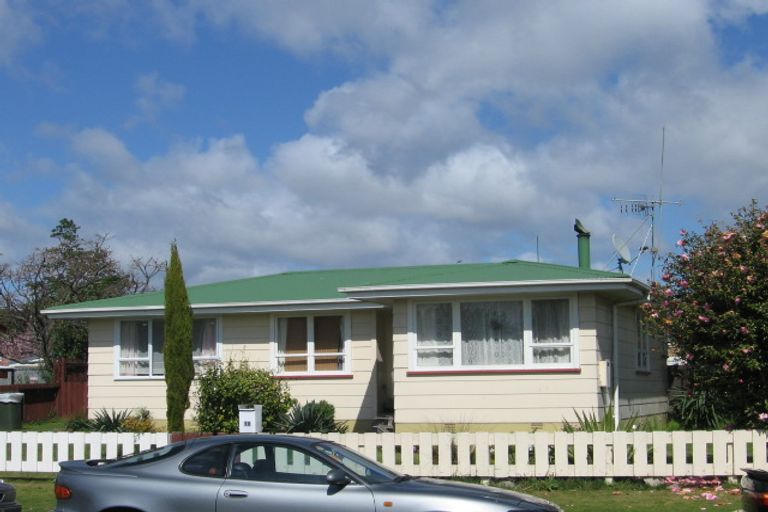 Photo of property in 18 Harris Street, Mount Maunganui, 3116
