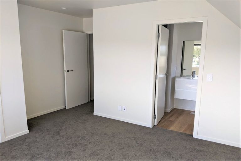 Photo of property in 14/489 Riverside Drive, Fairfield, Lower Hutt, 5011