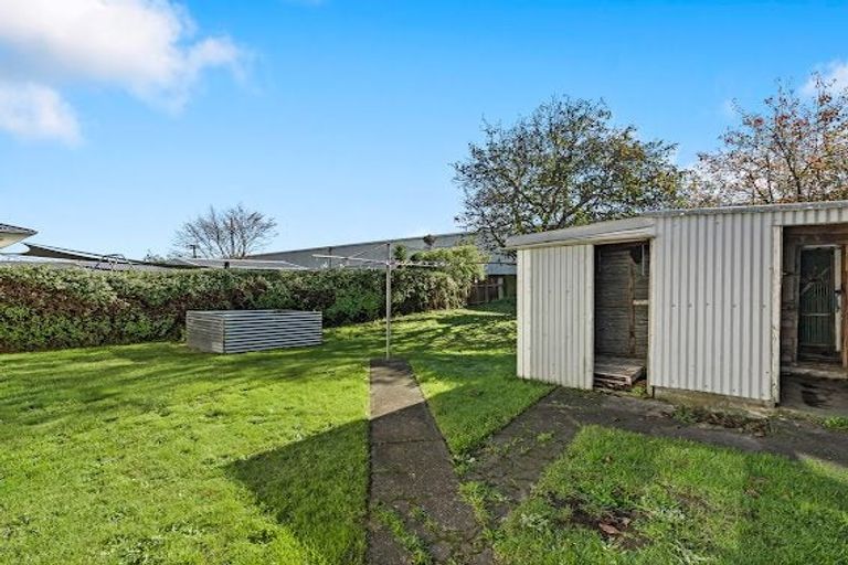 Photo of property in 29 Railway Crescent, Masterton, 5810