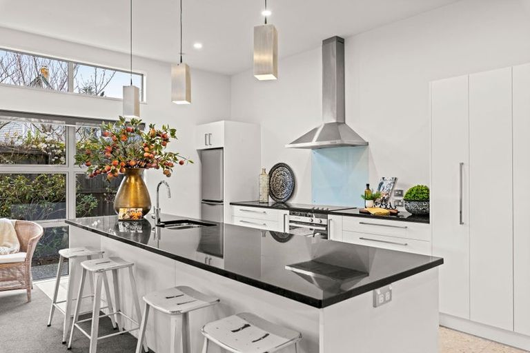 Photo of property in 123a Heaton Street, Merivale, Christchurch, 8052