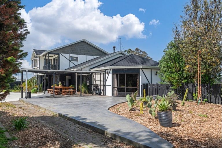 Photo of property in 982 Rongotea Road, Rongotea, Palmerston North, 4476