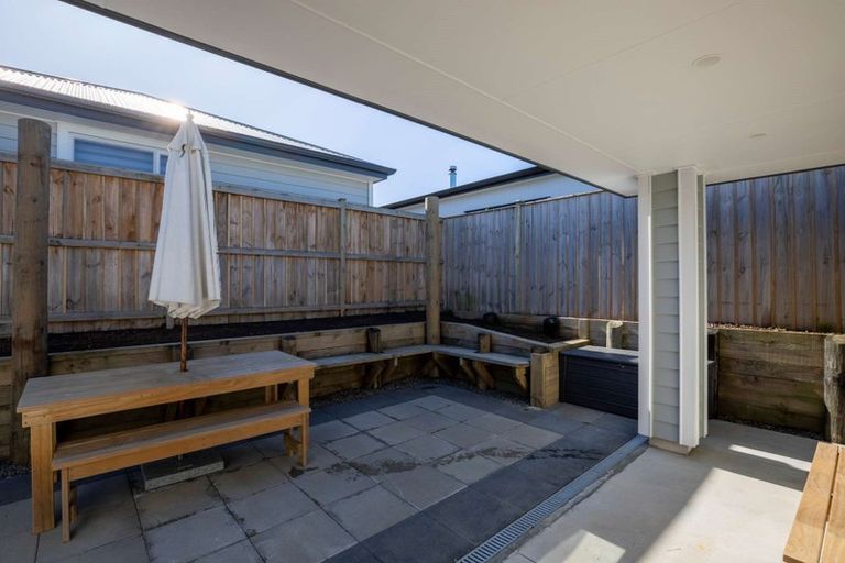 Photo of property in 7b Collingwood Road, Waiuku, 2123