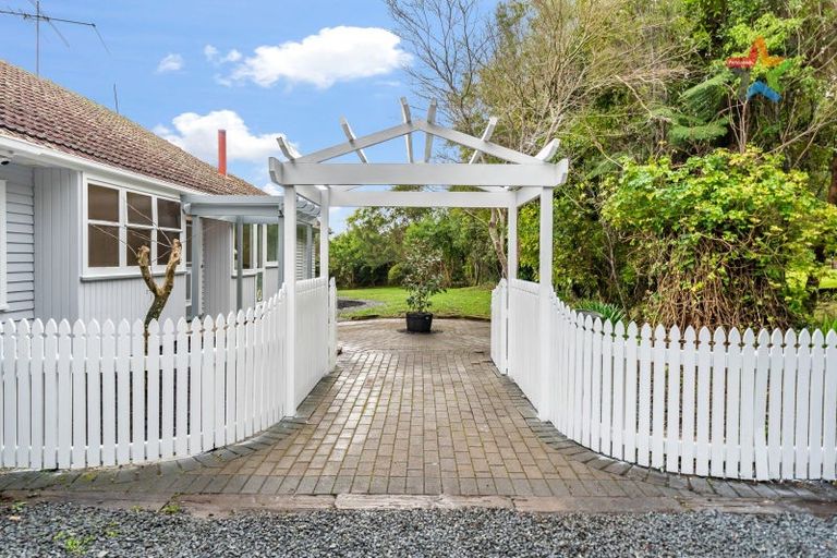 Photo of property in 49 Manuka Street, Stokes Valley, Lower Hutt, 5019