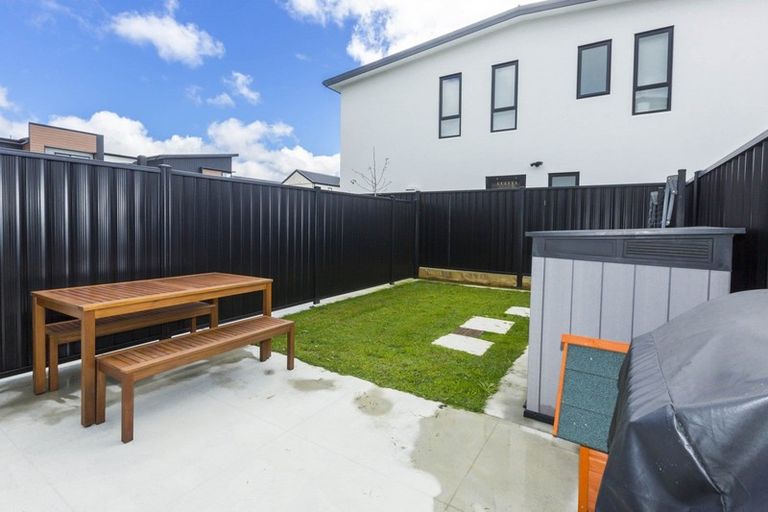 Photo of property in 7 Green Lane, Wallaceville, Upper Hutt, 5018