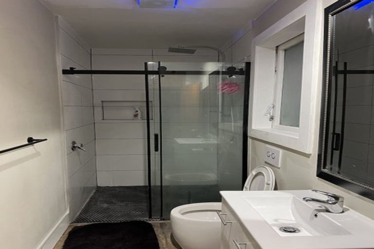 Photo of property in 422 Tararu Sh25 Road, Thames, 3500