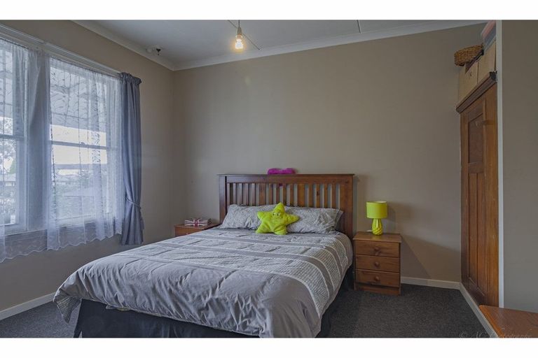 Photo of property in 182 North Street, West End, Timaru, 7910