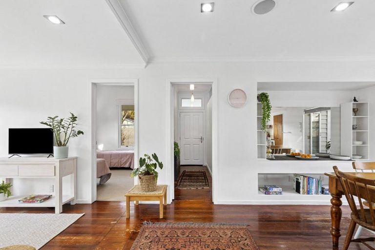 Photo of property in 28a Waimea Road, Nelson South, Nelson, 7010