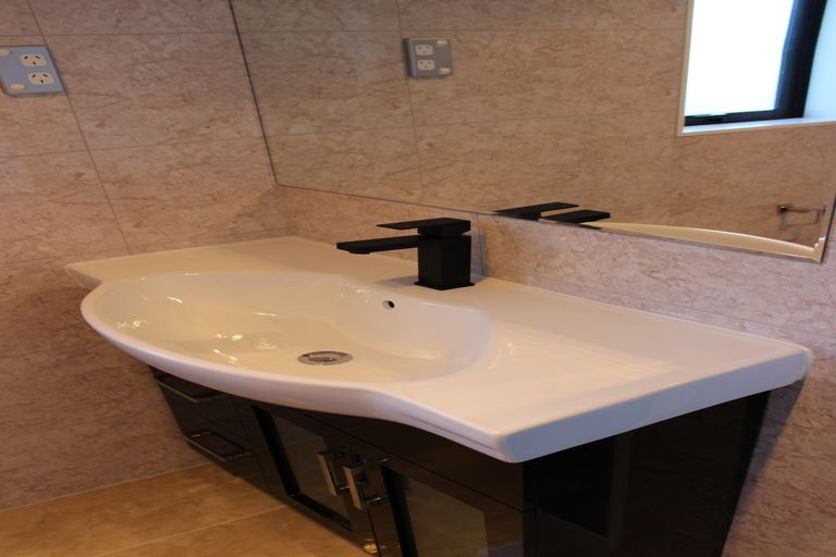 Photo of property in 12 Sturdee Road, Manurewa, Auckland, 2102