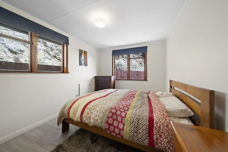 Photo of property in 137 Ironside Road, Johnsonville, Wellington, 6037