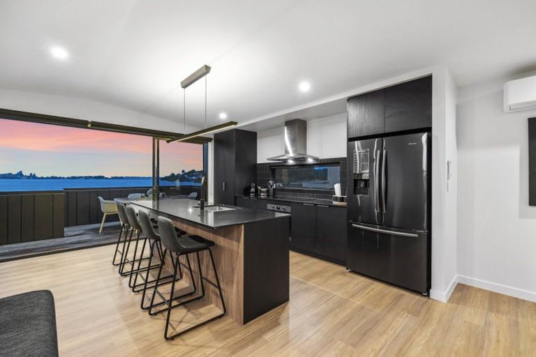 Photo of property in 31 Hinaki Street, Poike, Tauranga, 3112