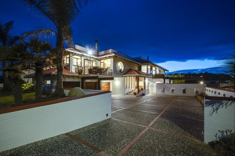 Photo of property in 74 Le Quesne Road, Bay View, Napier, 4104