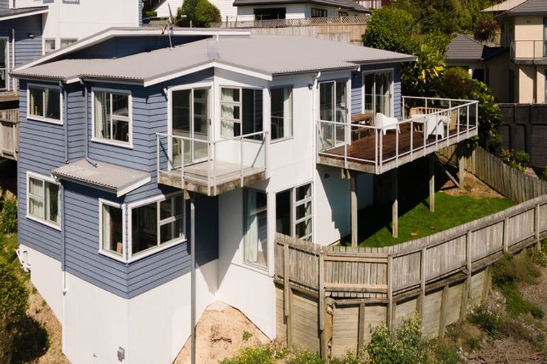 Photo of property in 63a Erlestoke Crescent, Churton Park, Wellington, 6037