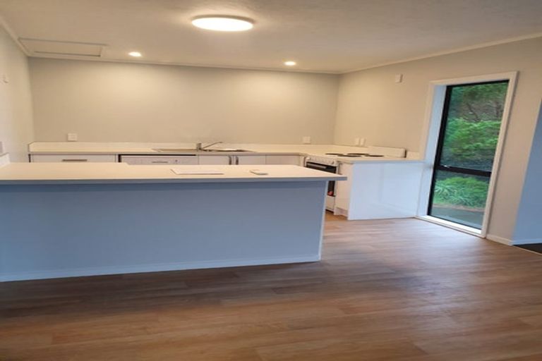 Photo of property in 113 Percy Dyett Drive, Karori, Wellington, 6012