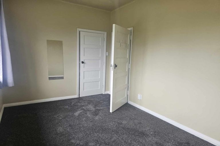 Photo of property in 31 Elizabeth Street, Moera, Lower Hutt, 5010
