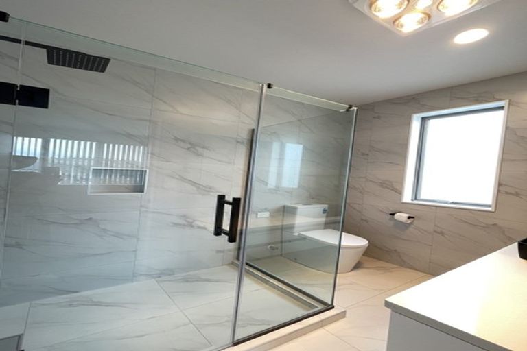 Photo of property in 36 Windlass Street, Long Bay, Auckland, 0630