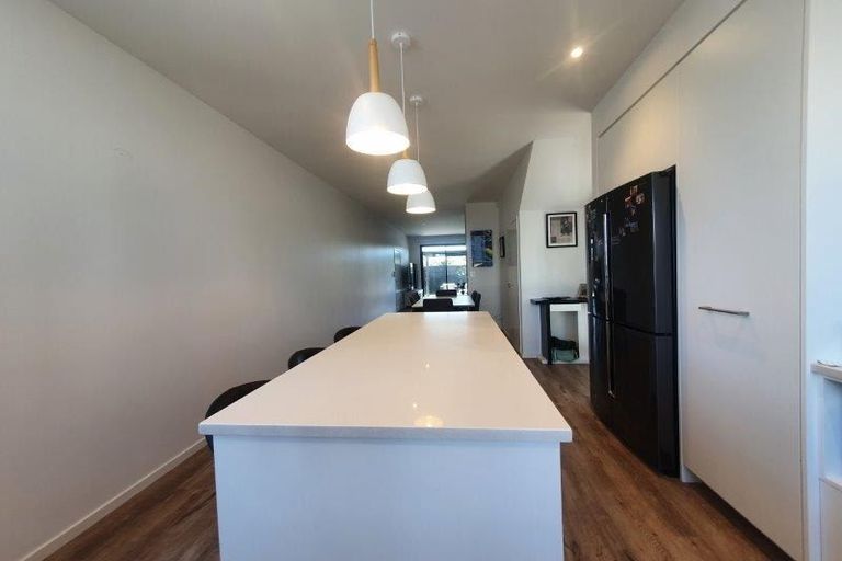 Photo of property in 22 Tapuwae Way, Mangere Bridge, Auckland, 2022