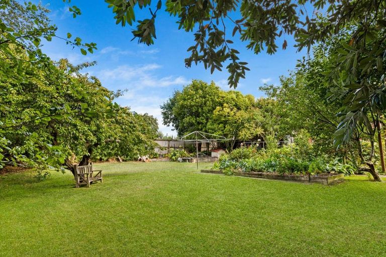 Photo of property in 12 Caius Avenue, Gonville, Whanganui, 4501