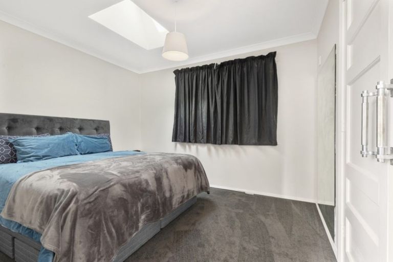 Photo of property in 16 August Street, Stokes Valley, Lower Hutt, 5019