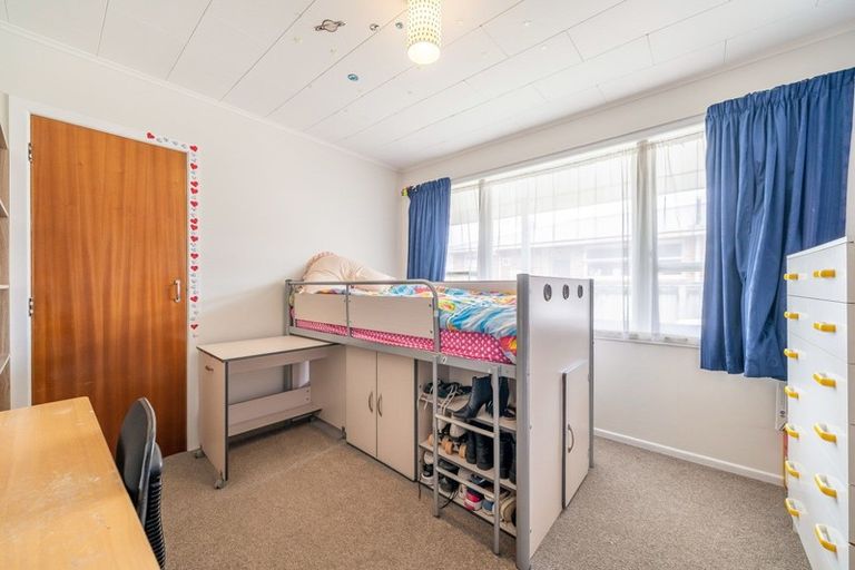 Photo of property in 3 Maoribank Grove, Brown Owl, Upper Hutt, 5018