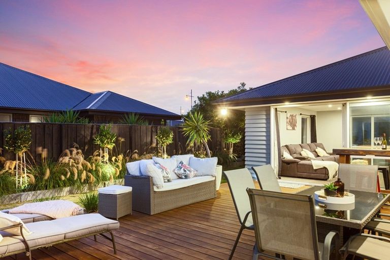 Photo of property in 31 Tahuna Street, Pegasus, 7612