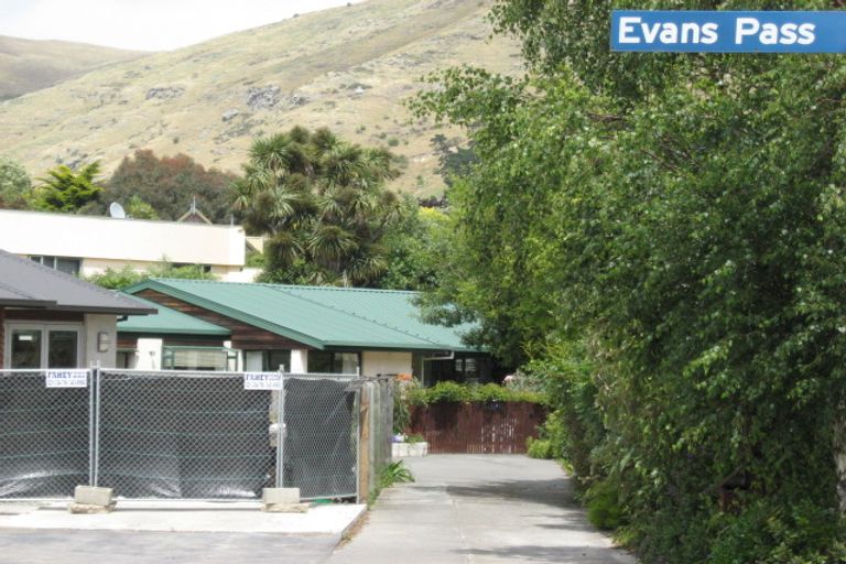 Photo of property in 2/6 Evans Pass Road, Sumner, Christchurch, 8081