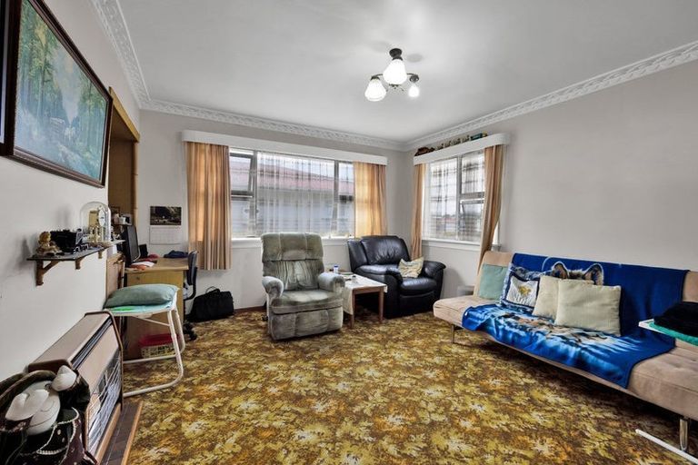 Photo of property in 5 Caplen Street, Hawera, 4610