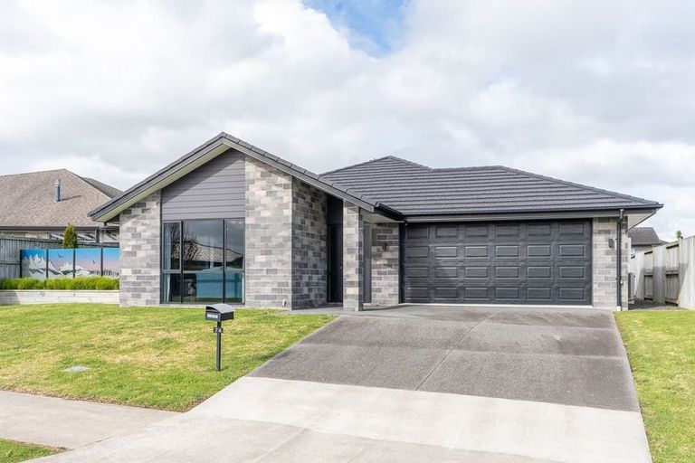 Photo of property in 74 Mataroa Crescent, Flagstaff, Hamilton, 3210