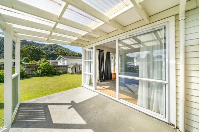 Photo of property in 41 Holdsworth Avenue, Trentham, Upper Hutt, 5018