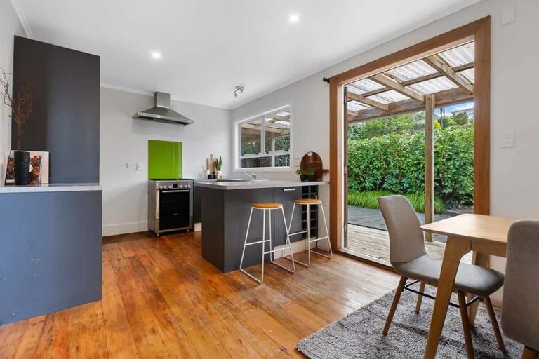 Photo of property in 195 Ngamotu Road, Spotswood, New Plymouth, 4310