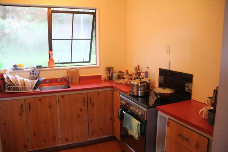 Photo of property in 23 Dominica Crescent, Grenada Village, Wellington, 6037