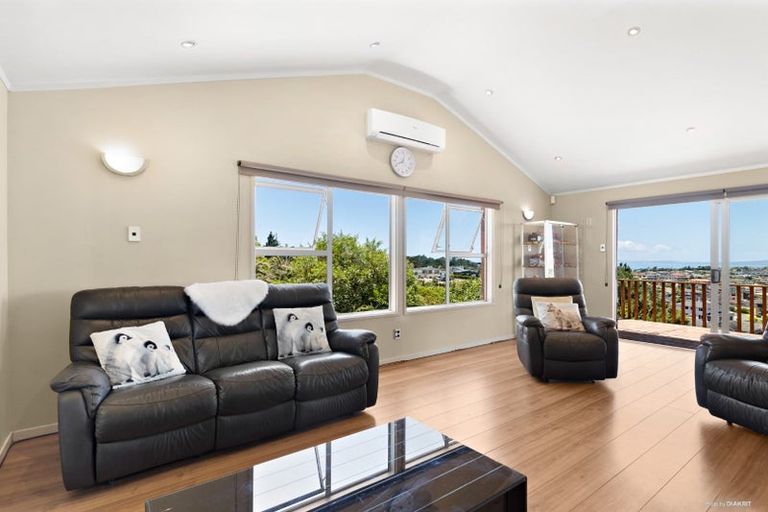 Photo of property in 89 Lonely Track Road, Fairview Heights, Auckland, 0632