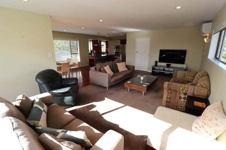 Photo of property in 55 Dignan Street, Point Chevalier, Auckland, 1022