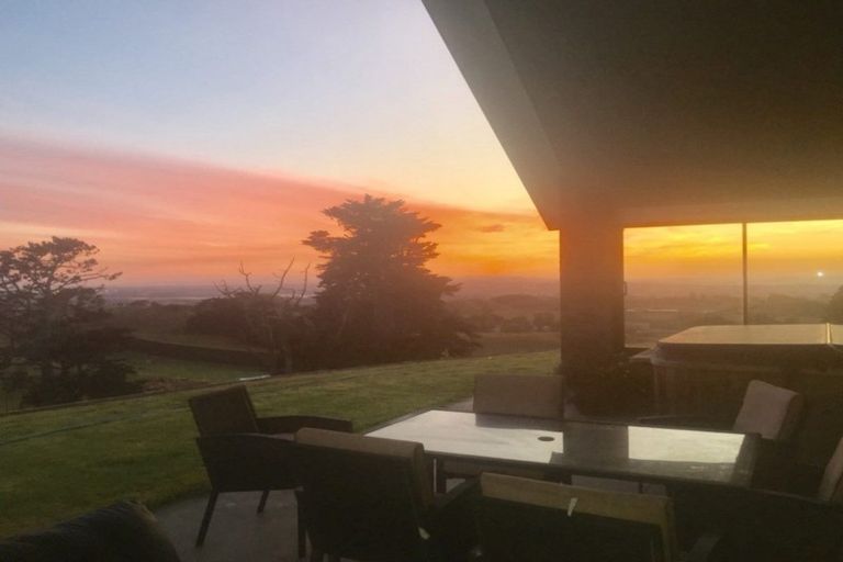 Photo of property in 63 Aldred Road, Karioitahi, Waiuku, 2683