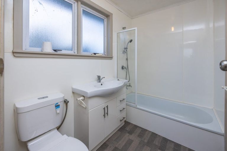 Photo of property in 2070 Kakaramea Road, Ngahinapouri, Hamilton, 3290