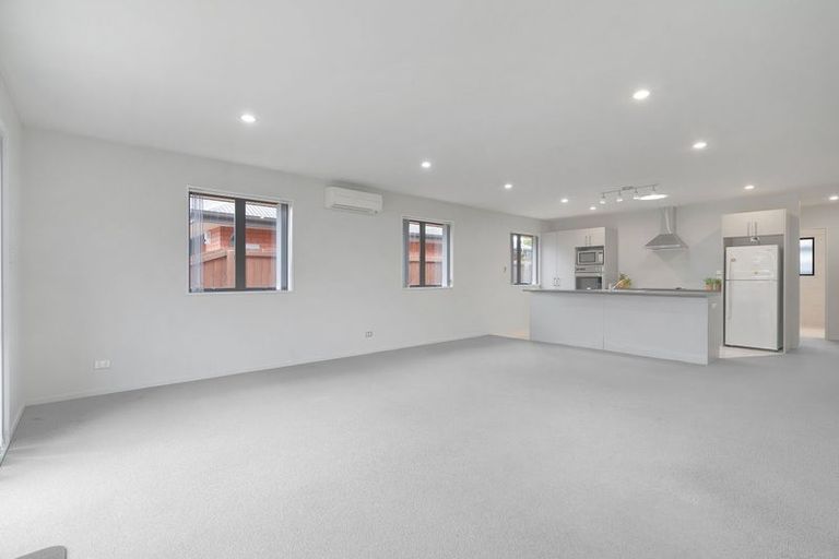 Photo of property in 520 Mairehau Road, Parklands, Christchurch, 8083