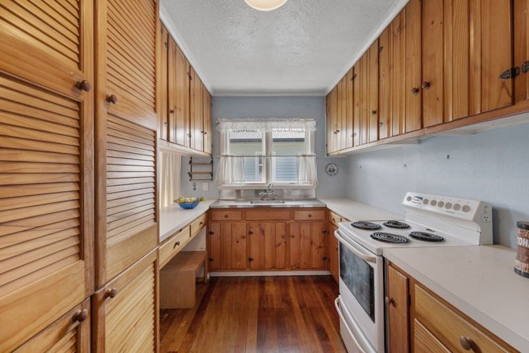 Photo of property in 32 Harold Holt Avenue, Onekawa, Napier, 4110