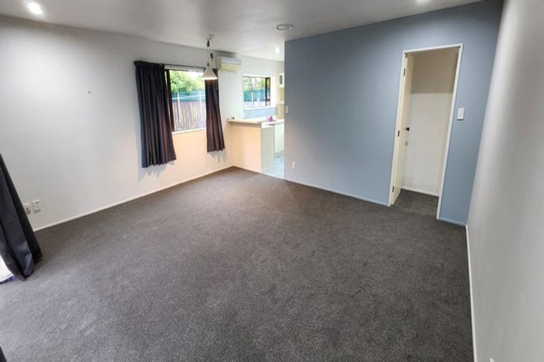 Photo of property in 2/56 Nottingham Avenue, Halswell, Christchurch, 8025