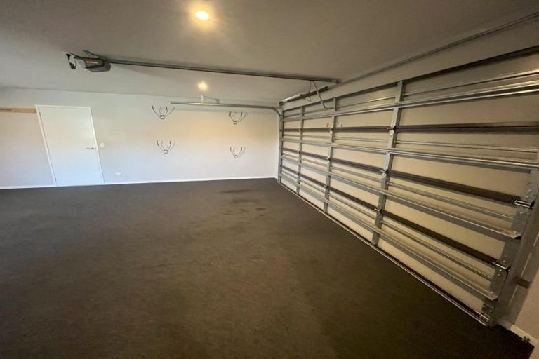 Photo of property in 10 Masters Lane, Waitara, 4320