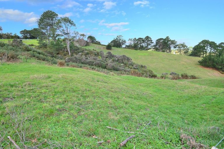 Photo of property in 114 Kennedy Road, Dairy Flat, Albany, 0792