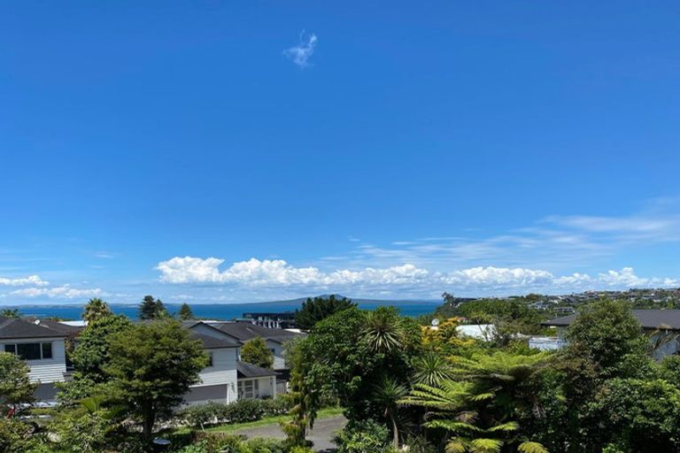 Photo of property in 48b Bayview Road, Browns Bay, Auckland, 0630