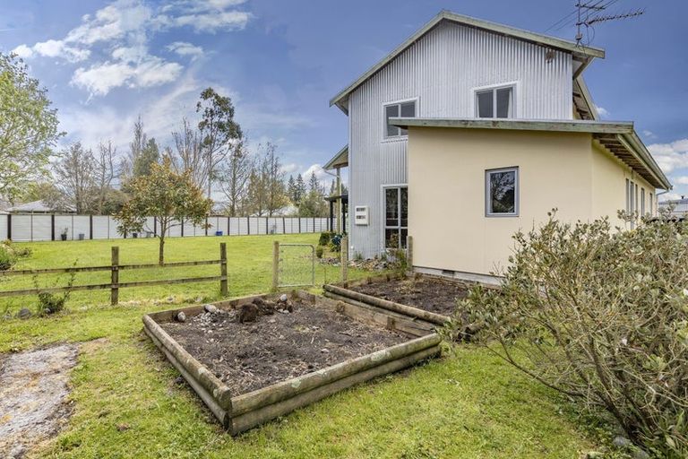 Photo of property in 8 Dohrmans Road, Oxford, 7430