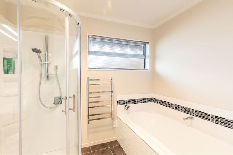 Photo of property in 20 Taiore Crescent, Marshland, Christchurch, 8083