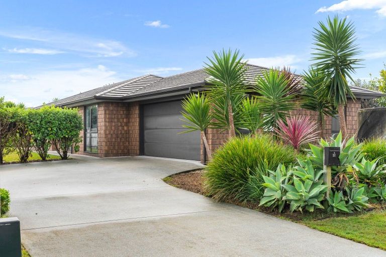 Photo of property in 32 Kedge Drive, Mangawhai, 0505