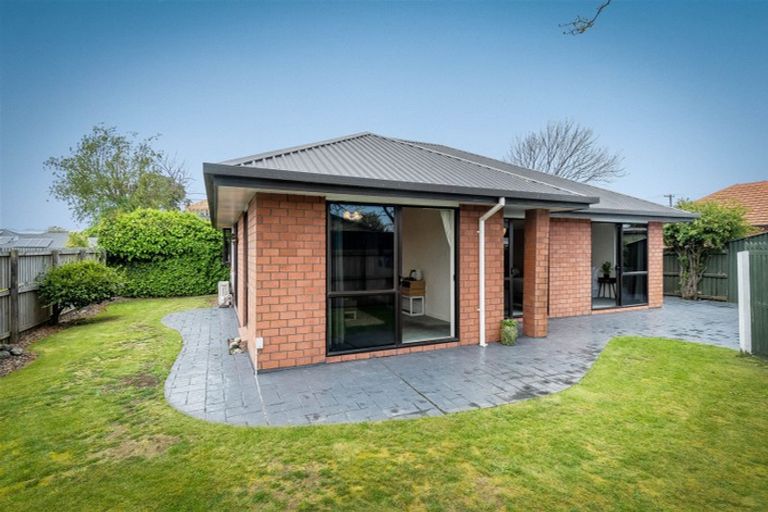 Photo of property in 2/41 Amyes Road, Hornby, Christchurch, 8042