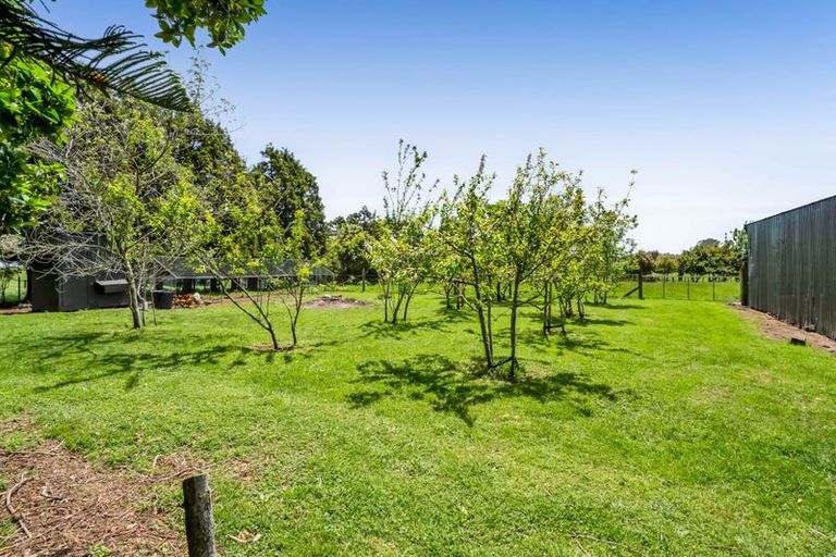 Photo of property in 300 Awai Road, Tarurutangi, New Plymouth, 4372