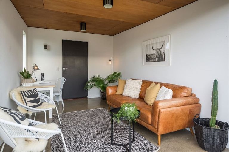 Photo of property in 29 Main Road, Redcliffs, Christchurch, 8081