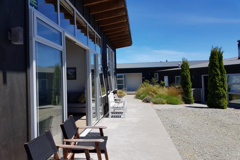 Photo of property in 2 Lochinver Avenue, Lake Tekapo, 7999