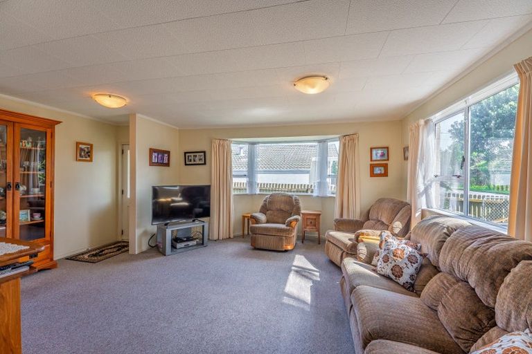 Photo of property in 31 Raukawa Street, Otaki, 5512