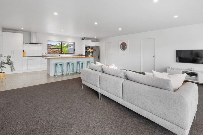 Photo of property in 28d Marram Place, Mangawhai Heads, Mangawhai, 0505